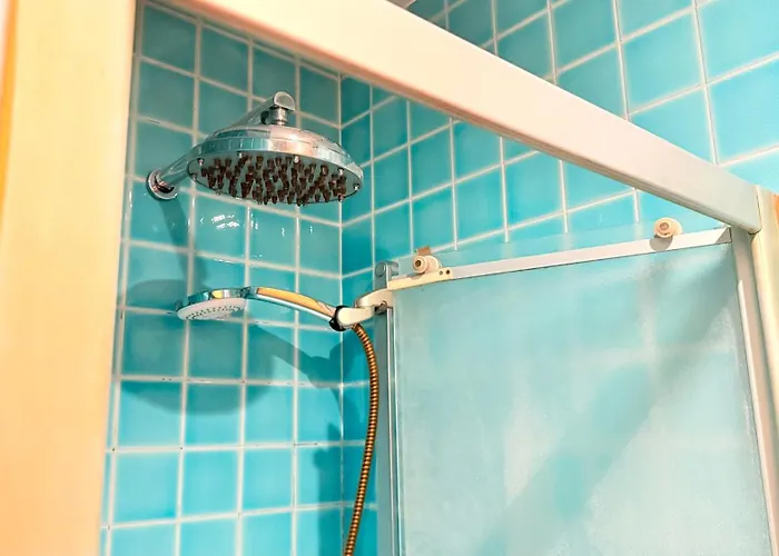 A43 - Ancona, Ampio Trilocale Con Giardino Apartamento Ancona