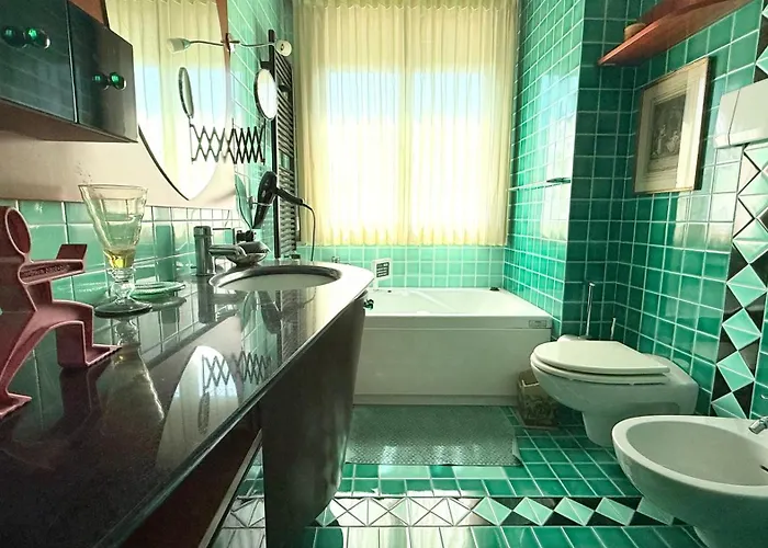 A43 - Ancona, Ampio Trilocale Con Giardino Apartamento *