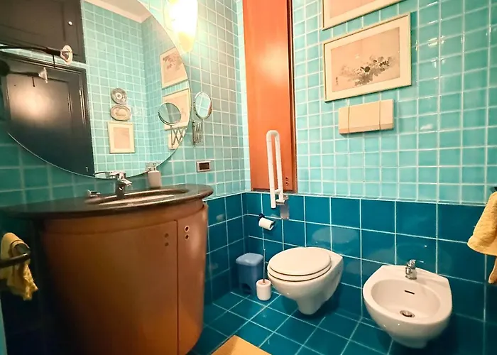 A43 - Ancona, Ampio Trilocale Con Giardino Apartamento *