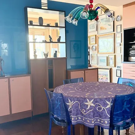 A43 - Ancona, Ampio Trilocale Con Giardino Appartement