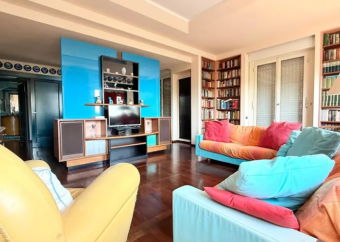 A43 - Ancona, Ampio Trilocale Con Giardino Lägenhet Ancona